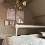 Bed Bij Bistro Lägenhet