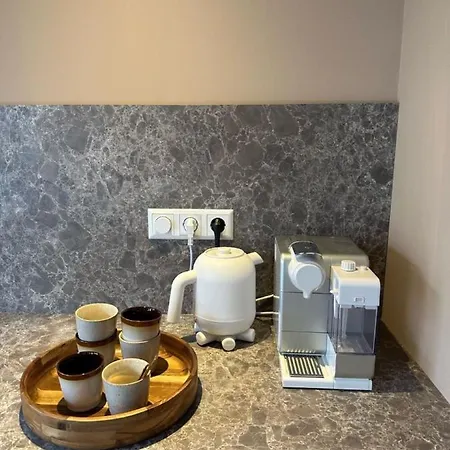 Bed Bij Bistro Διαμέρισμα